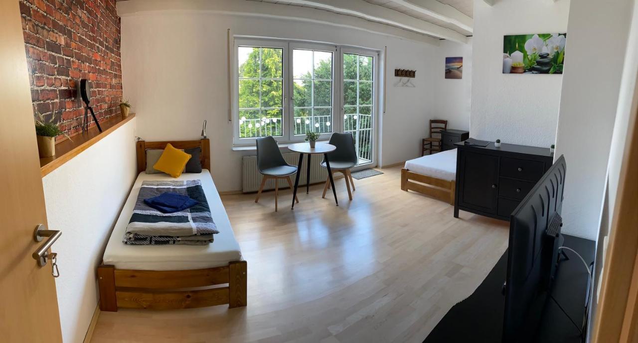 Schoenes Ferienhaus&Monteurzimmer Direkt In Lich, Ruhige&Zentrale Lage Dış mekan fotoğraf