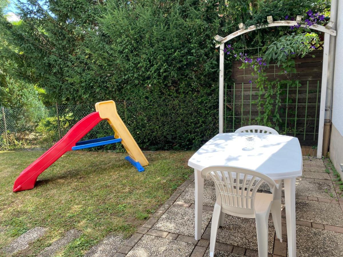 Schoenes Ferienhaus&Monteurzimmer Direkt In Lich, Ruhige&Zentrale Lage Dış mekan fotoğraf